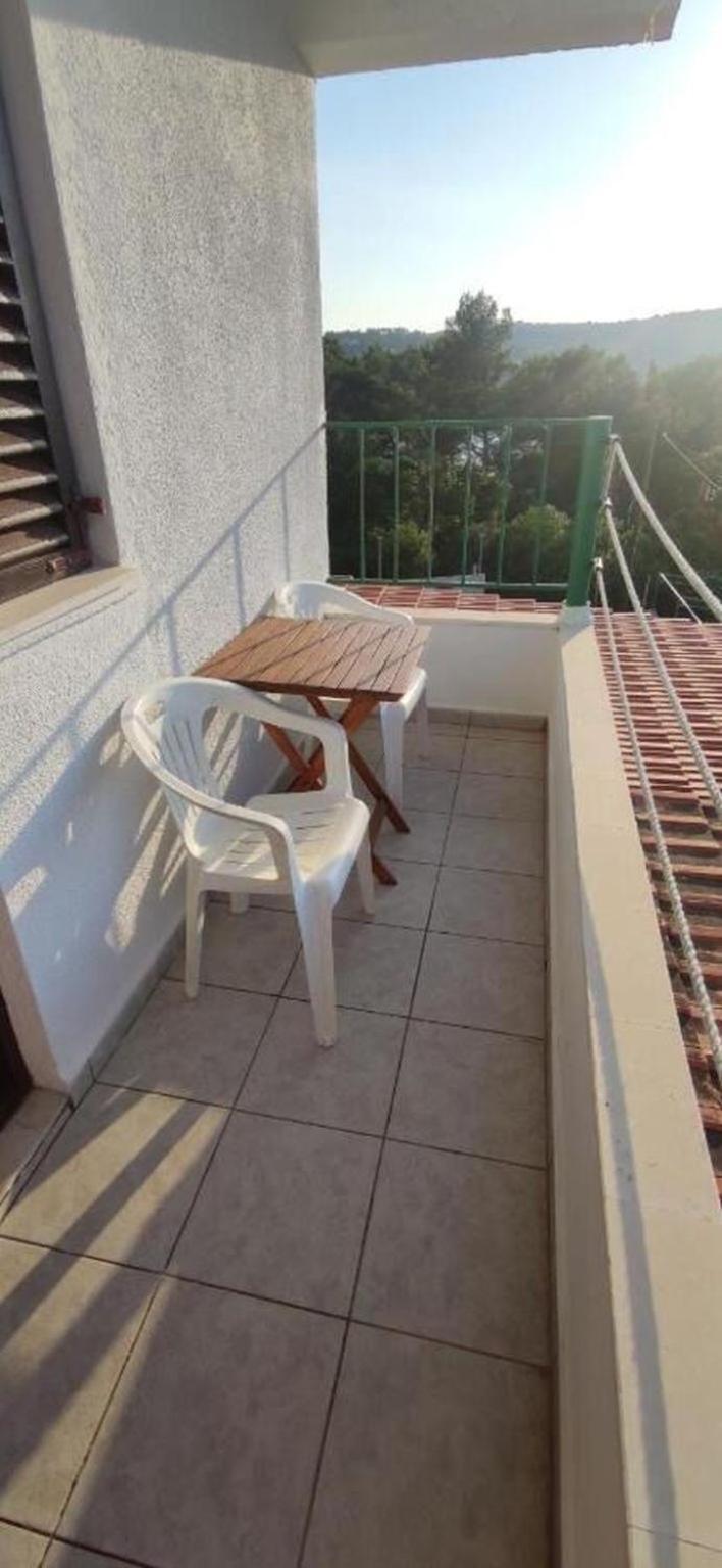 Apartments Vlado - 50M From The Sea Rogač 外观 照片