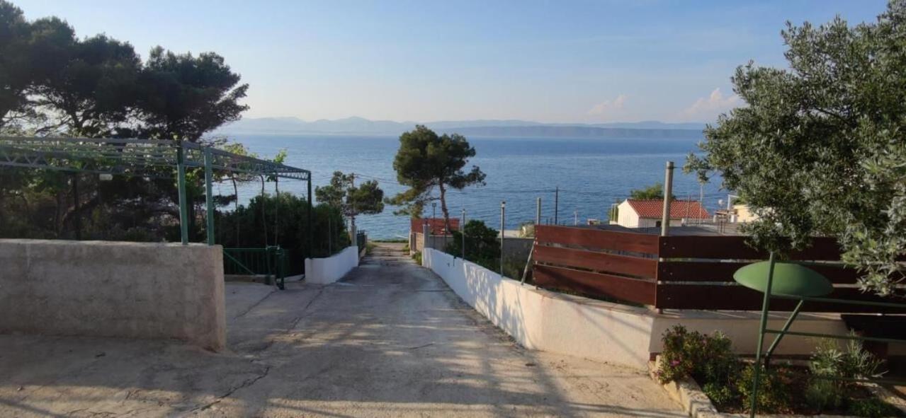 Apartments Vlado - 50M From The Sea Rogač 外观 照片
